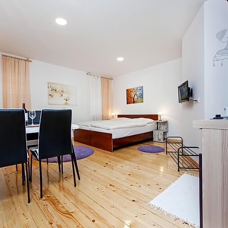 La Svalba Rooms & Studios Rovinj Zewnętrze zdjęcie